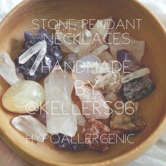 🌸Quartzite Point Necklace- NICKEL FREE - Picture 9 of 11